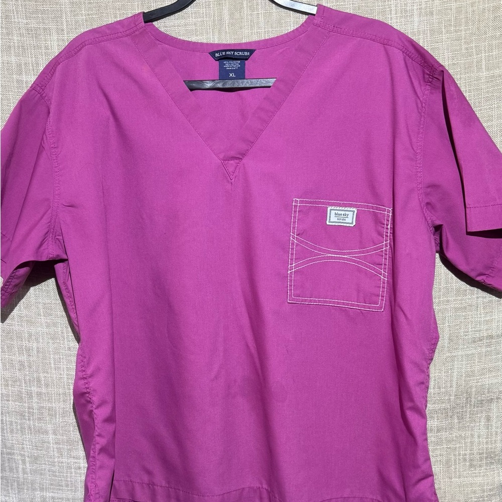 Blue Sky Women's V-Neck Short Sleeve Top - Purple